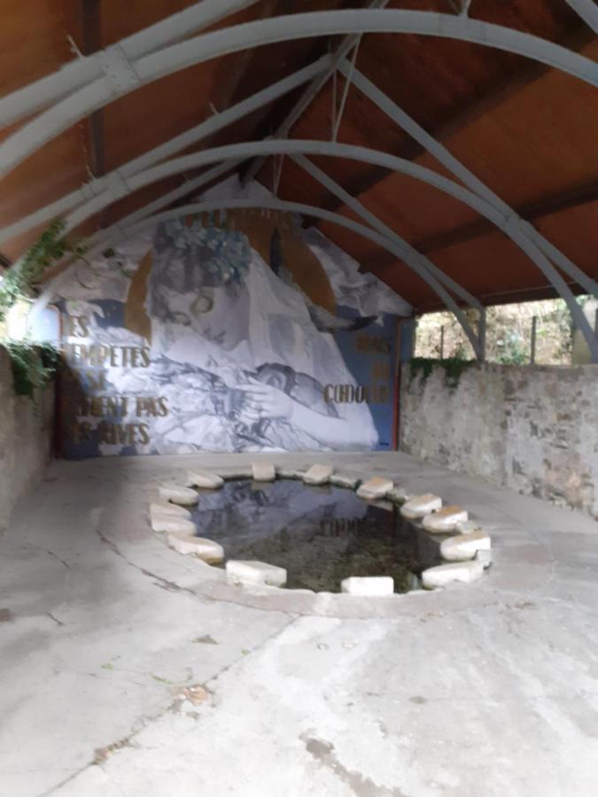 A 150 M Des Thermes Et Du Centre *
